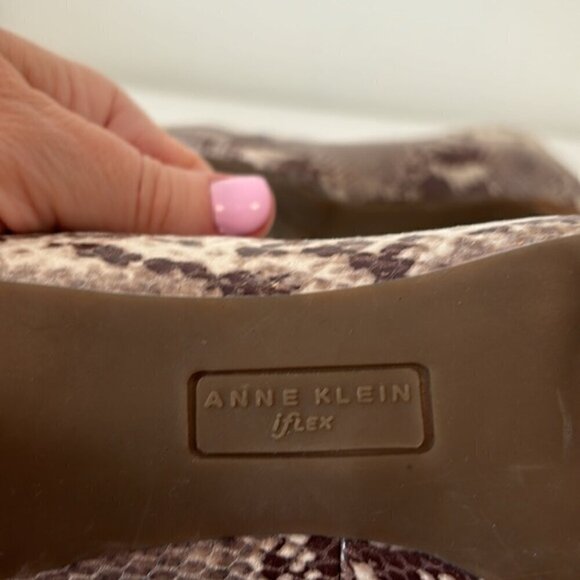 Women’s Anne Klein Flex leather snakeskin print pumps/heels size 7 - Picture 9 of 10